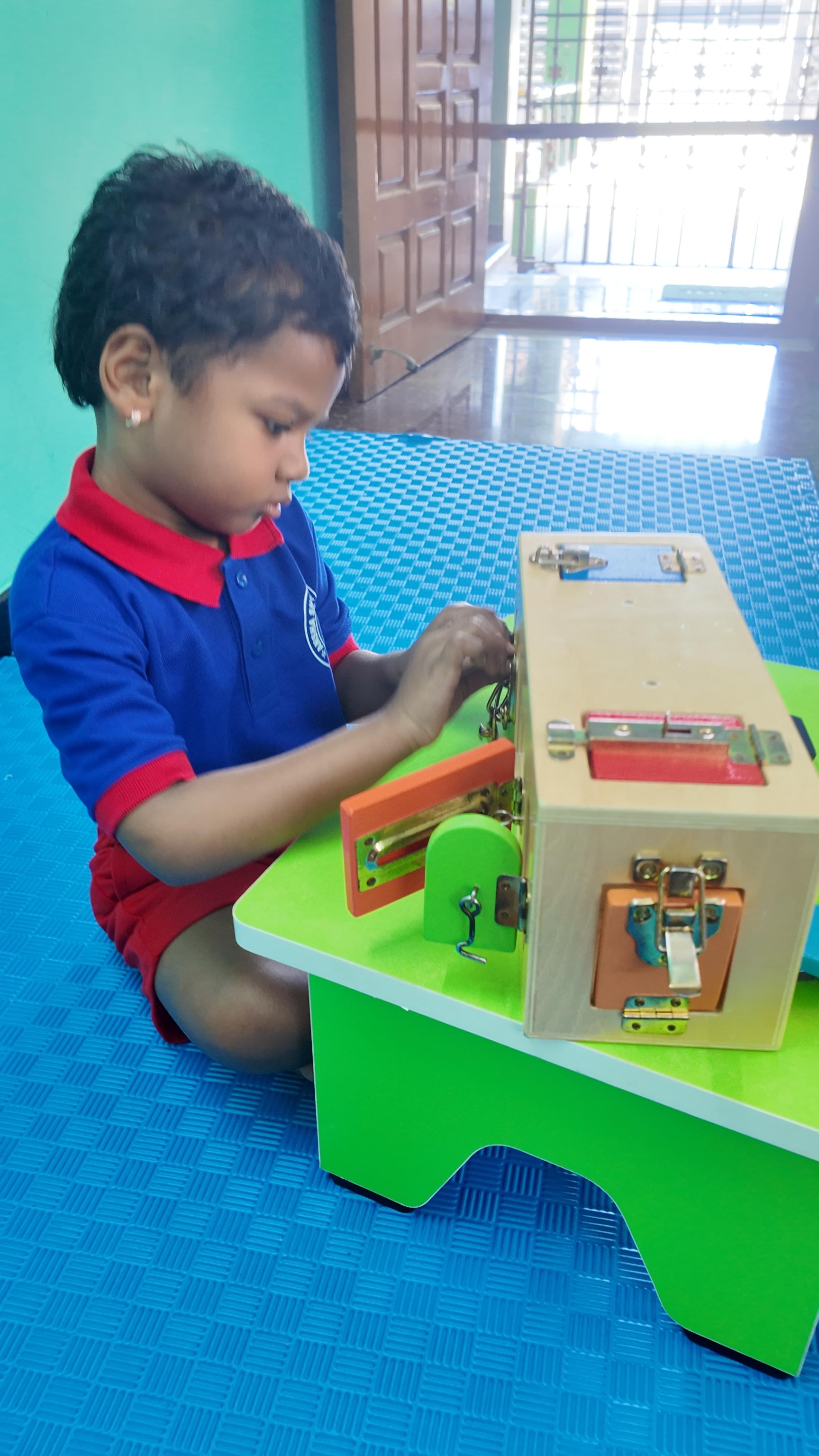 Ansha Shine Kids School student